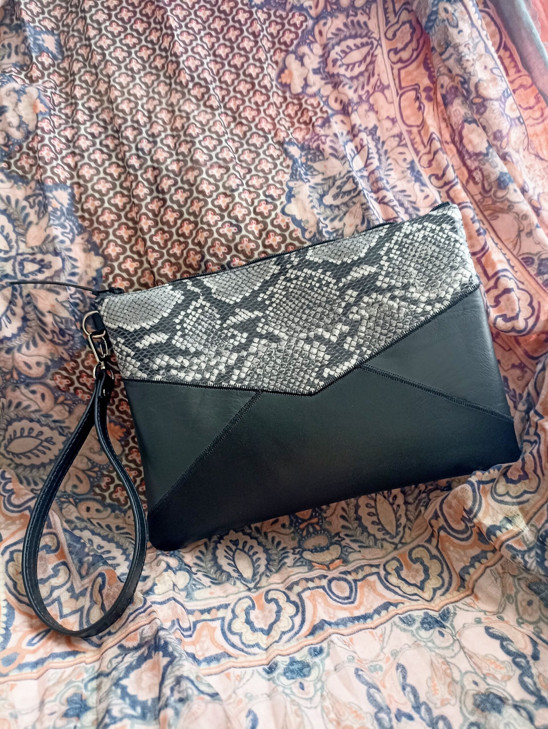 Cartera de mano - 1